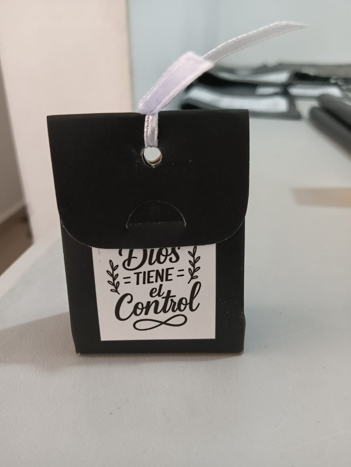 PULSERA "DIOS TIENE EL CONTROL"®️ + Gratis Ebook (Sé la mano derecha de Dios)